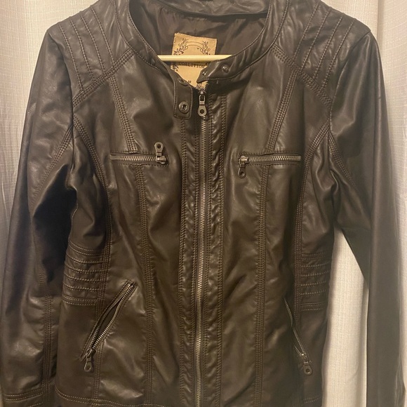 Brown leather jacket - Picture 1 of 6